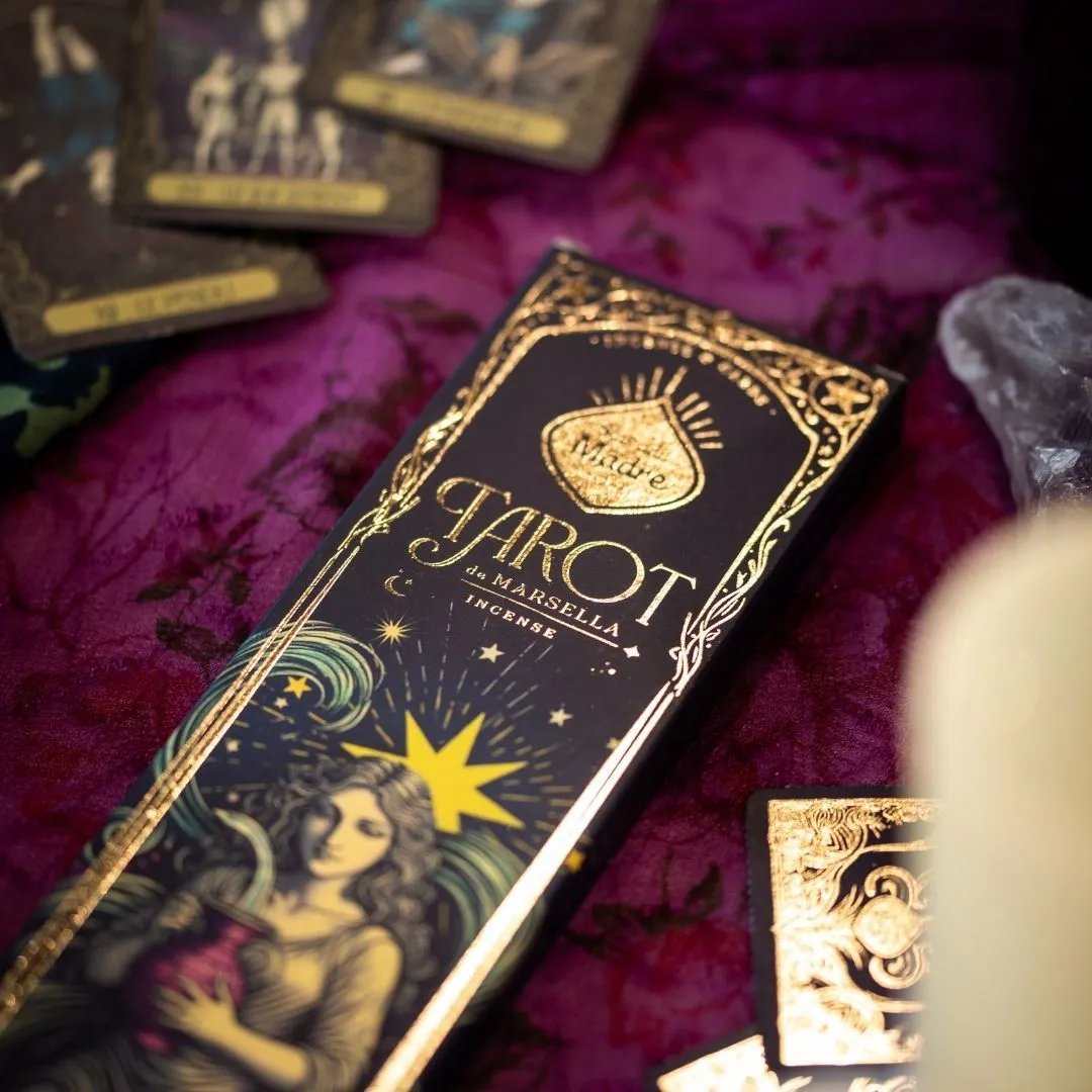 Sagrada Madre Tarot Marsella incenso