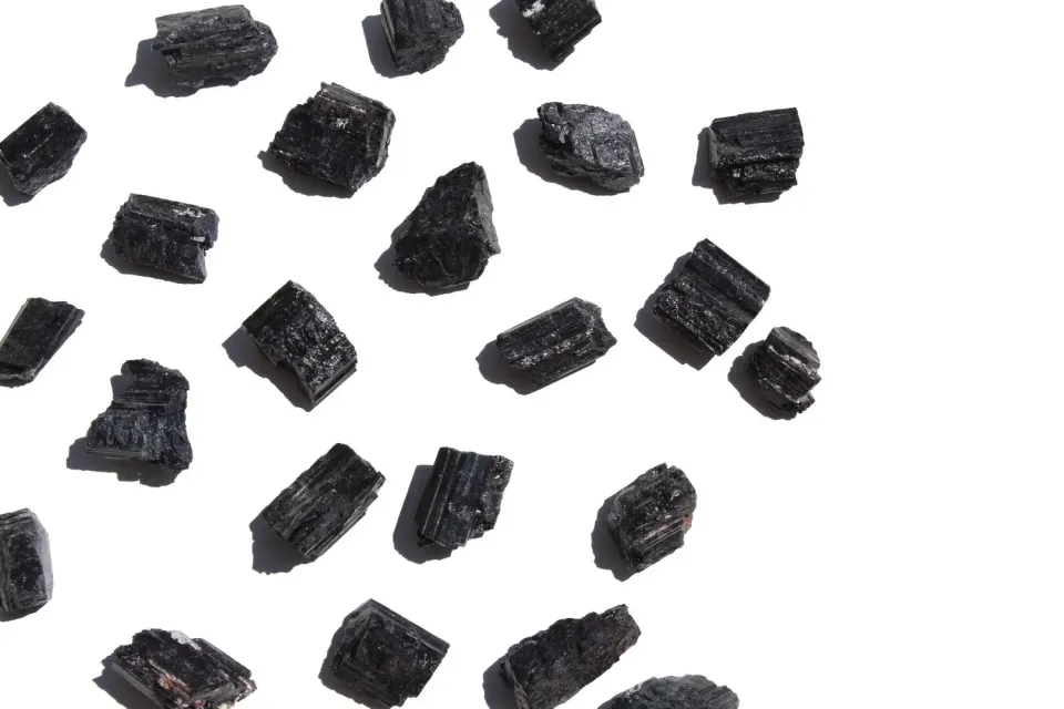MoshCristais Turmalina Negra em Bruto Pequena Pedra natural