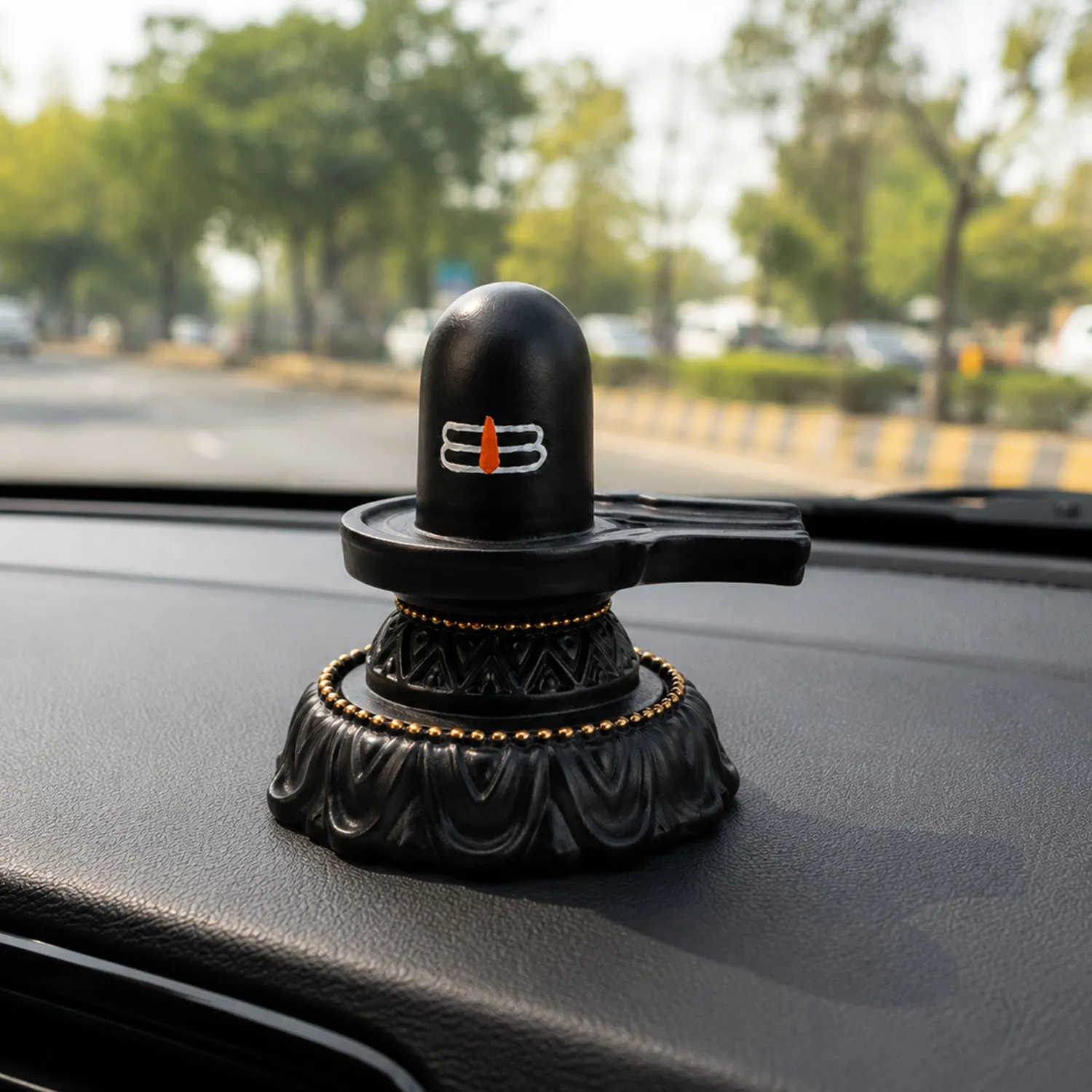 Hari Darshan Black Shivling Shivling preto com tilak 9 cm